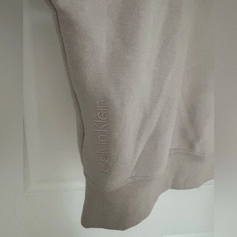 Calvin Klein Performance Cream/Beige Zip-Up Oversized Hoodie - size L - Picture 3 of 4